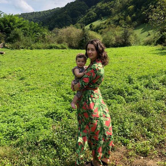 Meet your Posher, Katarina - Picture 1 of 1